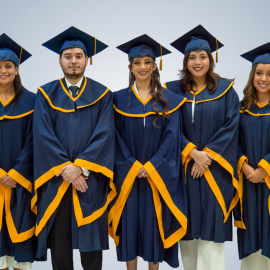 Ceremonia de graduación- Fundadores UDR